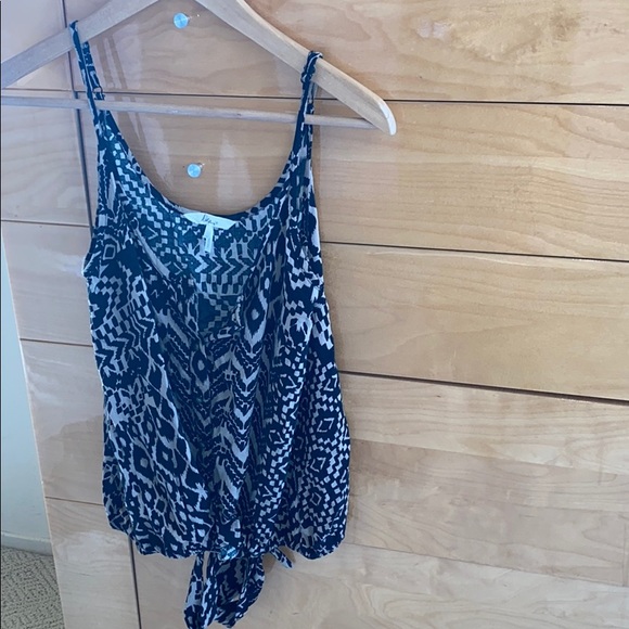 Tank top with black and Nude colored print - Picture 2 of 3